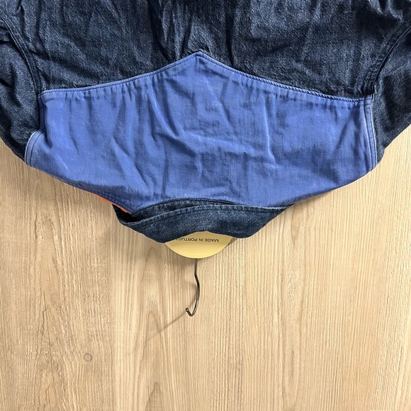 Calvin Klein women’s Jean shirt - Picture 11 of 15